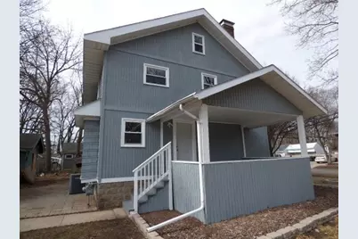 1122 White Avenue, Beloit, WI 53511 - Photo 2