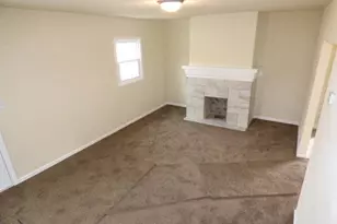 1122 White Ave, Beloit, WI 53511 - Photo 4