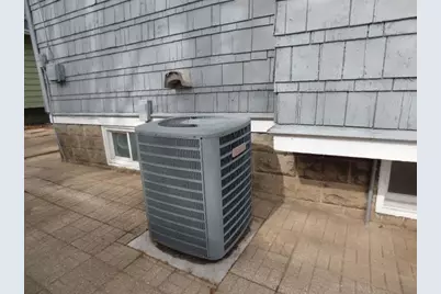 1122 White Avenue, Beloit, WI 53511 - Photo 24