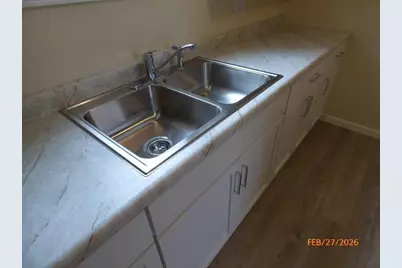 1122 White Avenue, Beloit, WI 53511 - Photo 10