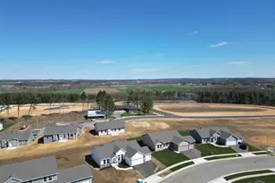 811 Sarah St, Belleville, WI 53508 - Photo 16