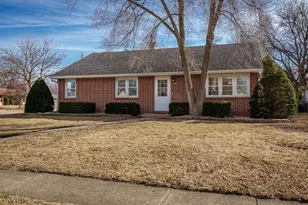 1728 Henderson Ave, Beloit, WI 53511 - Photo 2