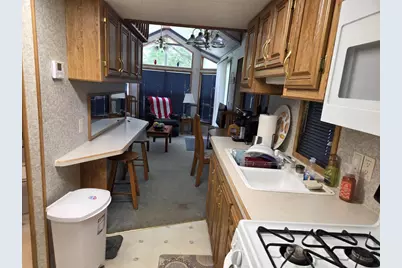 423 Skyline Drive, Edgerton, WI 53534 - Photo 8