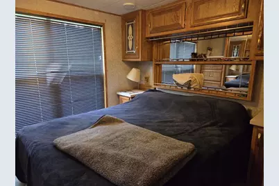 423 Skyline Drive, Edgerton, WI 53534 - Photo 12