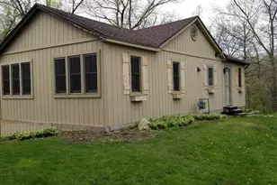 136 Hickory Nut Ln, Edgerton, WI 53534 - Photo 1