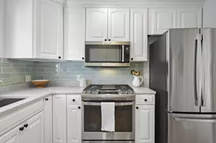 811 Hiawatha Dr, Madison, WI 53711 - Photo 24