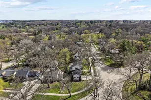 811 Hiawatha Dr, Madison, WI 53711 - Photo 76