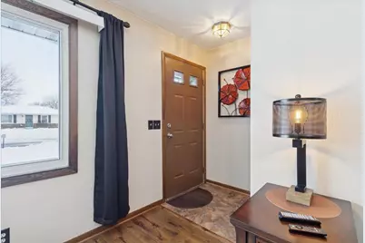 2117 S Arch Street, Janesville, WI 53546 - Photo 6