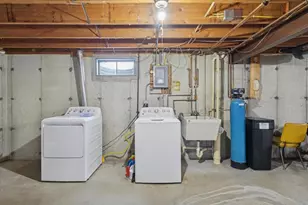 2117 S Arch St, Janesville, WI 53546 - Photo 32