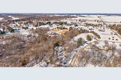 3341 N Chaucer Court, Janesville, WI 53545 - Photo 68