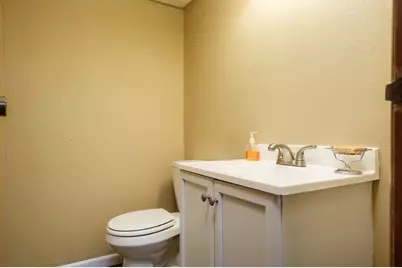 1927 Burton Street, Beloit, WI 53511 - Photo 34