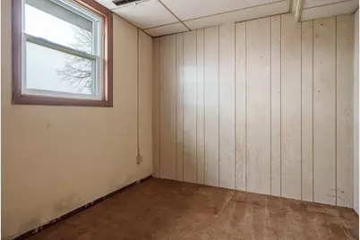 1927 Burton Street, Beloit, WI 53511 - Photo 36