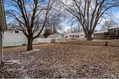 1927 Burton Street, Beloit, WI 53511 - Photo 40