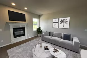 811 James Ave, Belleville, WI 53508 - Photo 4