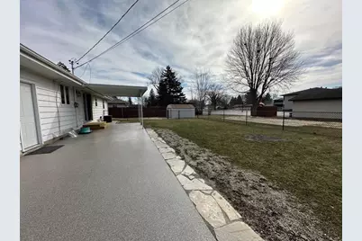 1918 Randolph Road, Janesville, WI 53545 - Photo 38