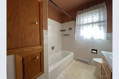 1918 Randolph Road, Janesville, WI 53545 - Photo 14