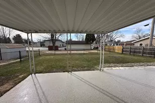 1918 Randolph Rd, Janesville, WI 53545 - Photo 38