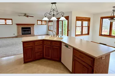 4013 Bordeaux Drive, Janesville, WI 53546 - Photo 4