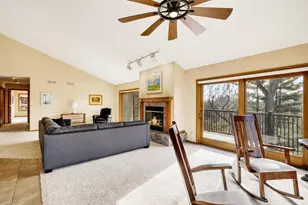 66 White Oaks Ln, Madison, WI 53711 - Photo 12