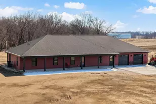 11218 N Crocker Rd, Brooklyn, WI 53521 - Photo 2