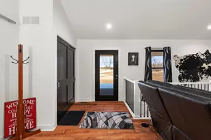 11218 N Crocker Rd, Brooklyn, WI 53521 - Photo 4