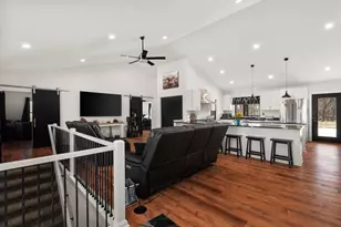 11218 N Crocker Rd, Brooklyn, WI 53521 - Photo 4