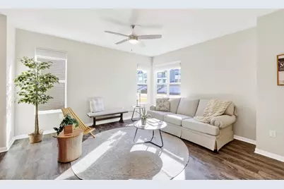 6972 Belle Fontaine Boulevard, Middleton, WI 53562 - Photo 8