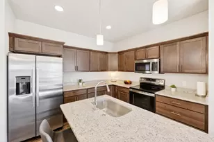 6972 Belle Fontaine Blvd, Middleton, WI 53562 - Photo 14