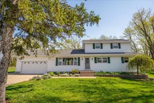 4726 Baxter Rd, Cottage Grove, WI 53527 - Photo 2