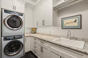 625 N Segoe Rd, Madison, WI 53705 - Photo 2