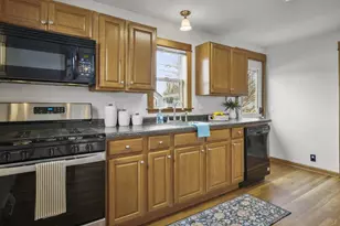 248 N Marquette St, Madison, WI 53704 - Photo 8