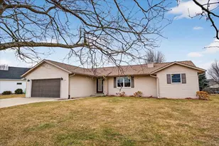 559 Elijah Ct, Janesville, WI 53536 - Photo 1