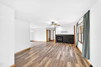 559 Elijah Court, Janesville, WI 53536 - Photo 12