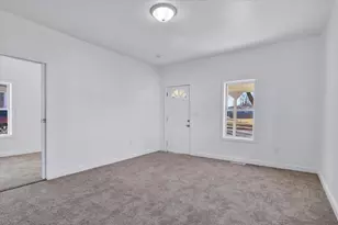 551 Vernon Ave, Beloit, WI 53511 - Photo 8