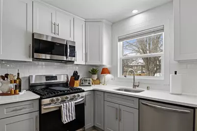 4914 Retana Drive, Madison, WI 53714 - Photo 10