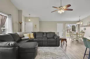 1418 S Walnut St, Janesville, WI 53546 - Photo 8