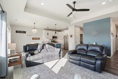 562 Stonewood Court, Janesville, WI 53536 - Photo 6