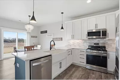 562 Stonewood Court, Janesville, WI 53536 - Photo 14