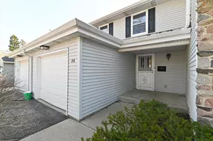 14 Whitcomb Cir, Madison, WI 53711 - Photo 2