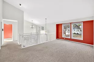 9 Crossbridge Ct, Madison, WI 53717 - Photo 6