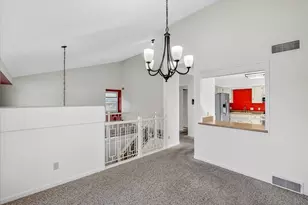 9 Crossbridge Ct, Madison, WI 53717 - Photo 12