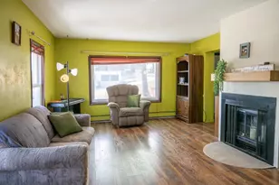 203 Franklin St, Elroy, WI 53929 - Photo 16