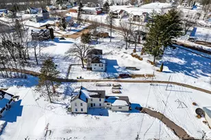 203 Franklin St, Elroy, WI 53929 - Photo 6