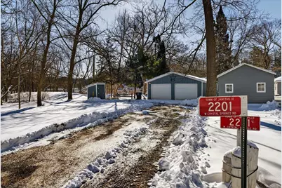 2201 W Crystal Springs Road, Janesville, WI 53545 - Photo 40