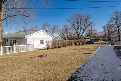 602 W Hilltop Trail, Fort Atkinson, WI 53538 - Photo 6