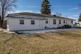 602 W Hilltop Trail, Fort Atkinson, WI 53538 - Photo 42