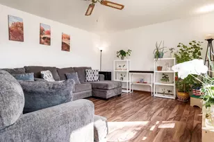 602 W Hilltop Trail, Fort Atkinson, WI 53538 - Photo 8