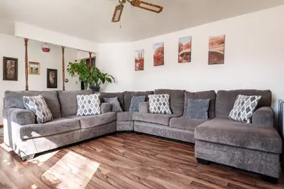 602 W Hilltop Trail, Fort Atkinson, WI 53538 - Photo 4