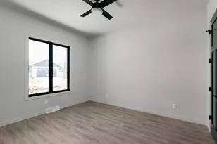 381 Rdg Vw Dr, Milton, WI 53563 - Photo 18
