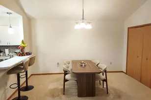 201 Kearney Way, Waunakee, WI 53597 - Photo 2